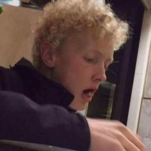 Meet your Posher, Marshall